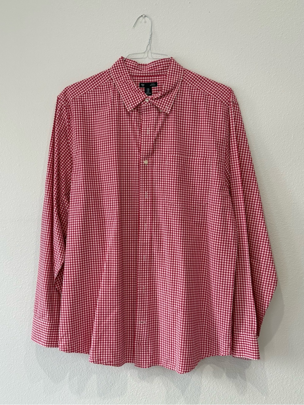 GAP Men's Red and White Gingham Dress Shirt 100% cotton